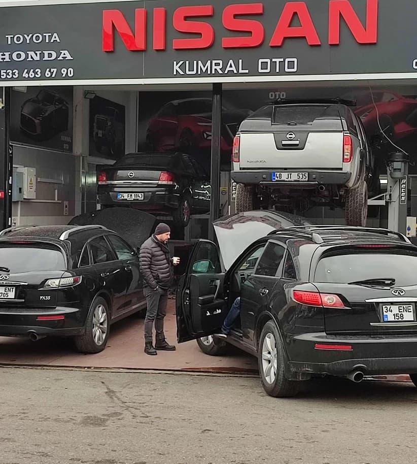 Kumral Oto